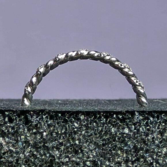 Twisted Design Band Silver Ring With Cubic Zirconia Accents Size 8 (NWOT) - Picture 4 of 7